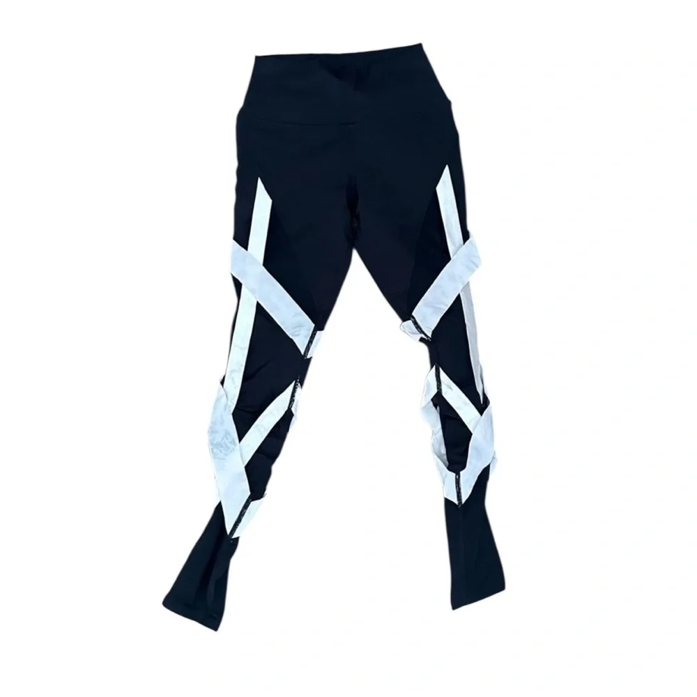 ALO Yoga stylish black